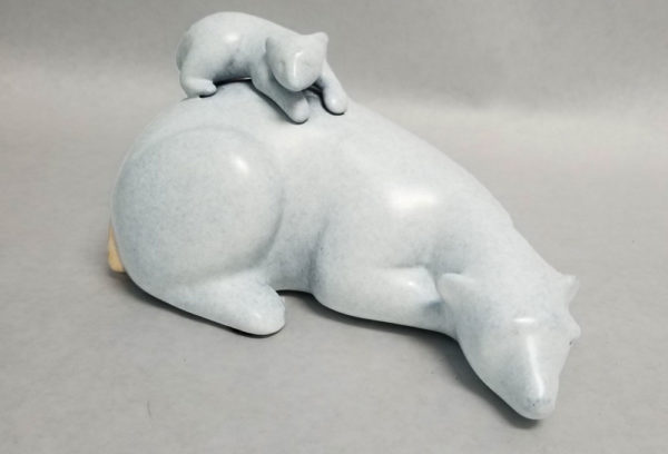 Reclining Polar Bear and Baby Sculpture 428 by Loet Vanderveen shown in Ice patina.