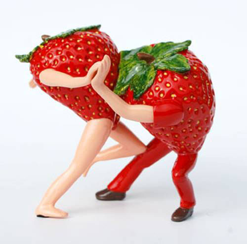 male strawberry and female strawberry dancing